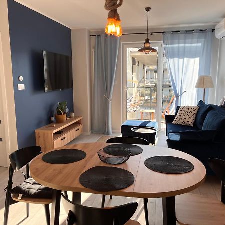Ferienwohnung Apartament Z Wioslami Dziwnów Exterior foto